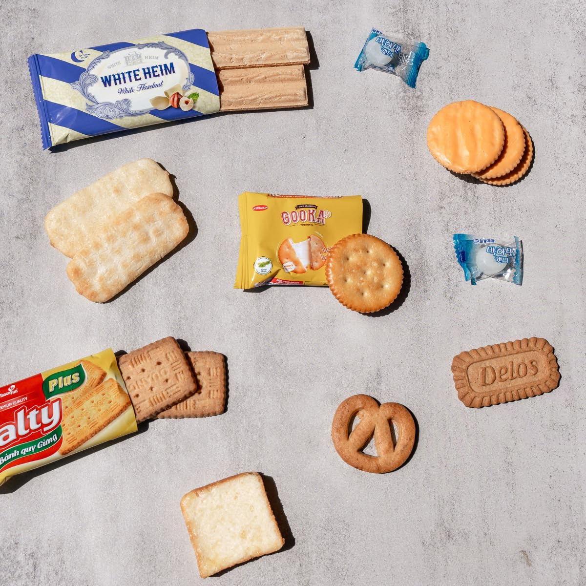 [Asiatic Dishes] Authentic Korean Snack Box - 24 Count Variety Pack