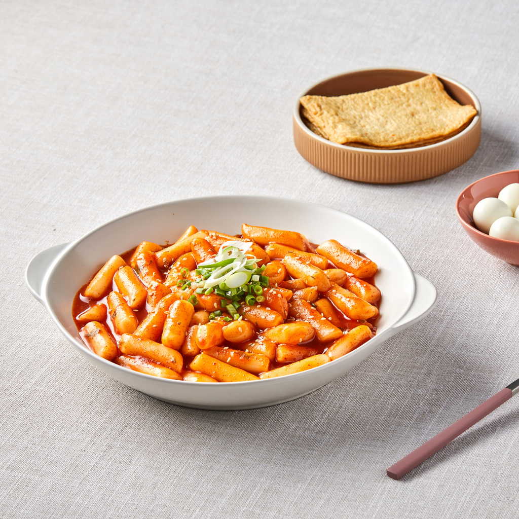 [Unha's Asian Snack Box] Korean Rice Cake Tteokbokki Stick – 1 Pack (3 Individual Package X 1 Pack) 21.16 oz